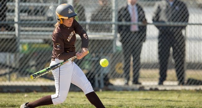 Softball Continues Homestand With CSU This Weekend