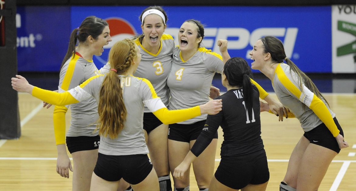 Crusaders Picked Third in Volleyball Preseason Poll