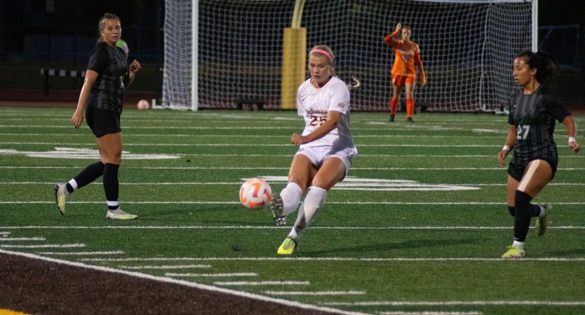 Soccer Earns Road Draw at Evansville to Open MVC Play