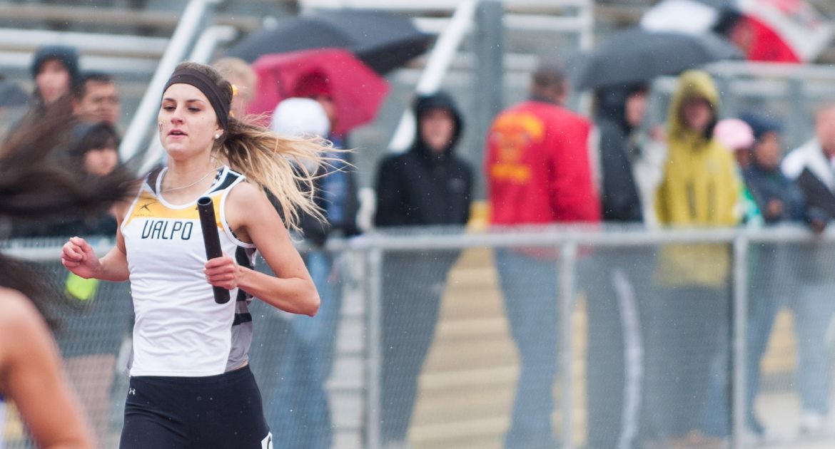 Valpo Track Battles Dreary Weather at Crusader Open