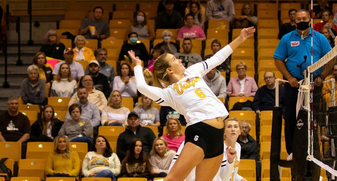Volleyball Drops Match at Indiana State Saturday