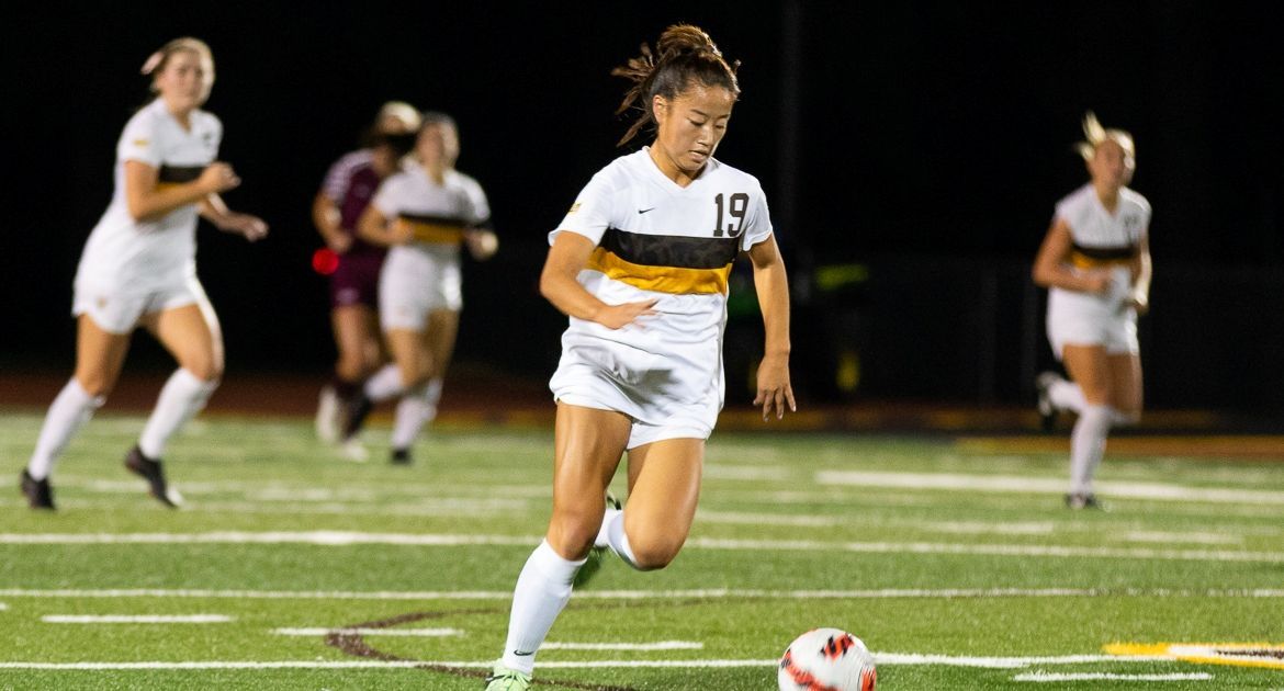 Soccer Claims Three More Points With 2-0 Win Over SIU Wednesday